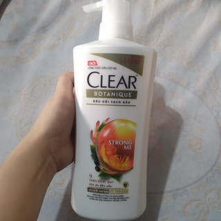 DẦU GỘI CLEAR BẠC HÀ 630gam