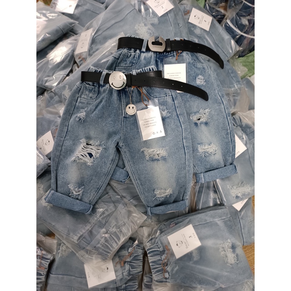Quần jean baggy rách bé trai