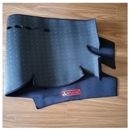 Thảm Taplo Xe MITSUBISHI OUTLANDER Mẫu Nhung Lông Cừu, Thảm Chống Nắng Kiêm Chống Trượt Cao Cấp