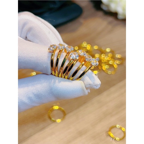 Nhẫn lv đá năm nay dày dặn đẹp hàng 8k