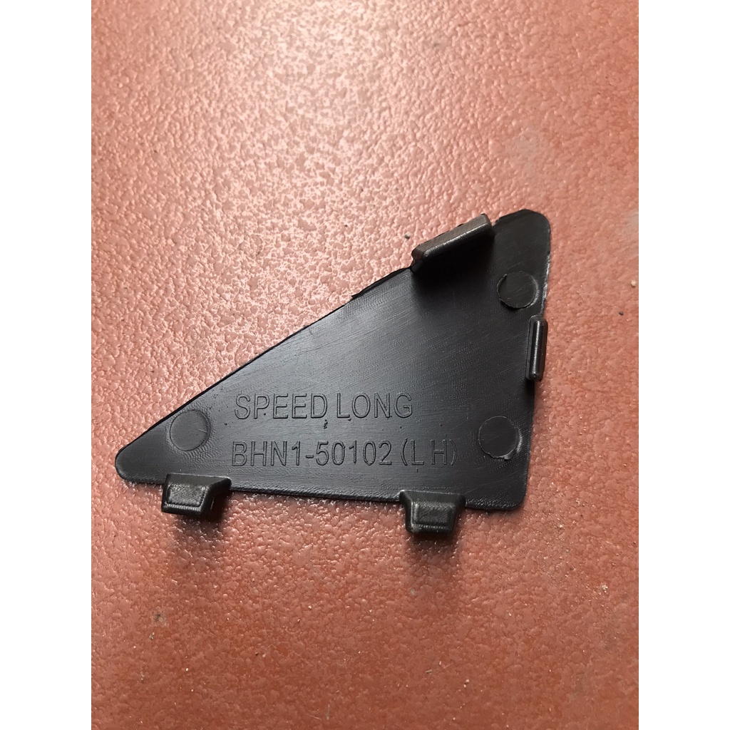 Nắp  tam giác lưới gió cản trước Mazda 3 2014 - 2016