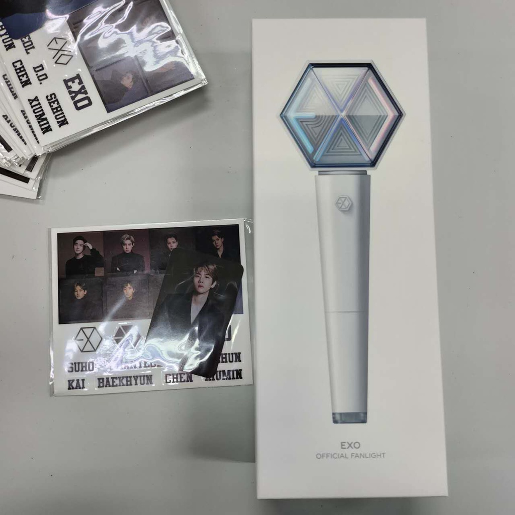 Đèn FANLIGHT V3.0 Cầm Tay Phong Cách EXO Hàn Quốc