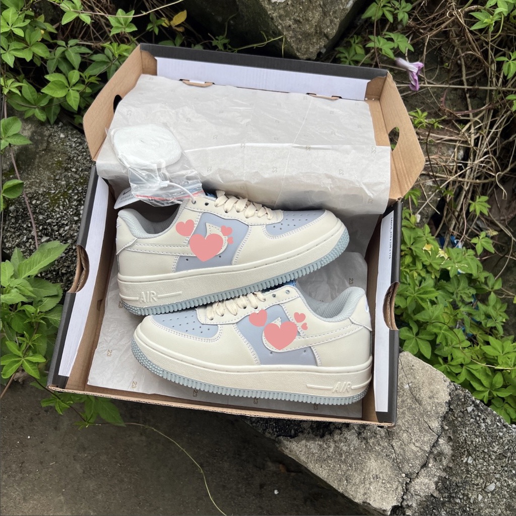 Giày Sneaker Nam Nữ A.f Màu Xanh Sữa TT Kèm Dây