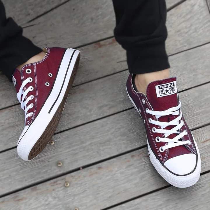 Giày Thể Thao ConVerse Đỏ Đô,  Đỏ tươi Còn Lẻ Size Sale Lỗ Luôn.