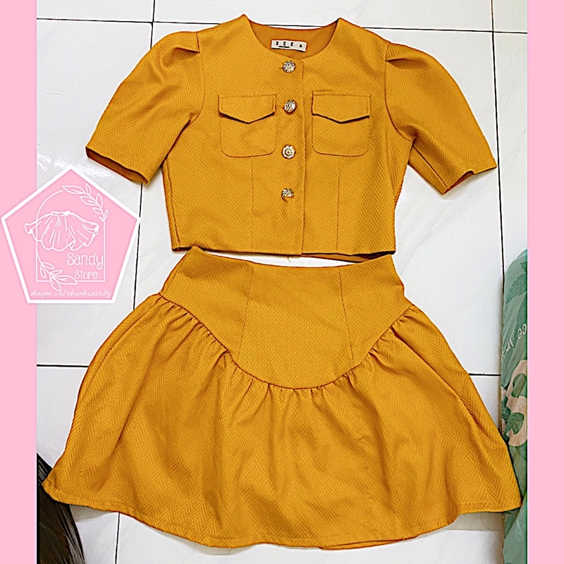Set áo + chân váy 3CE Boutique