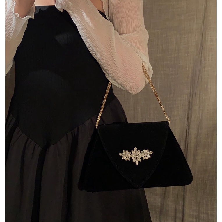 The Ines - Túi xách nhung mịn charm dãy đá đi kèm 2 loại quai