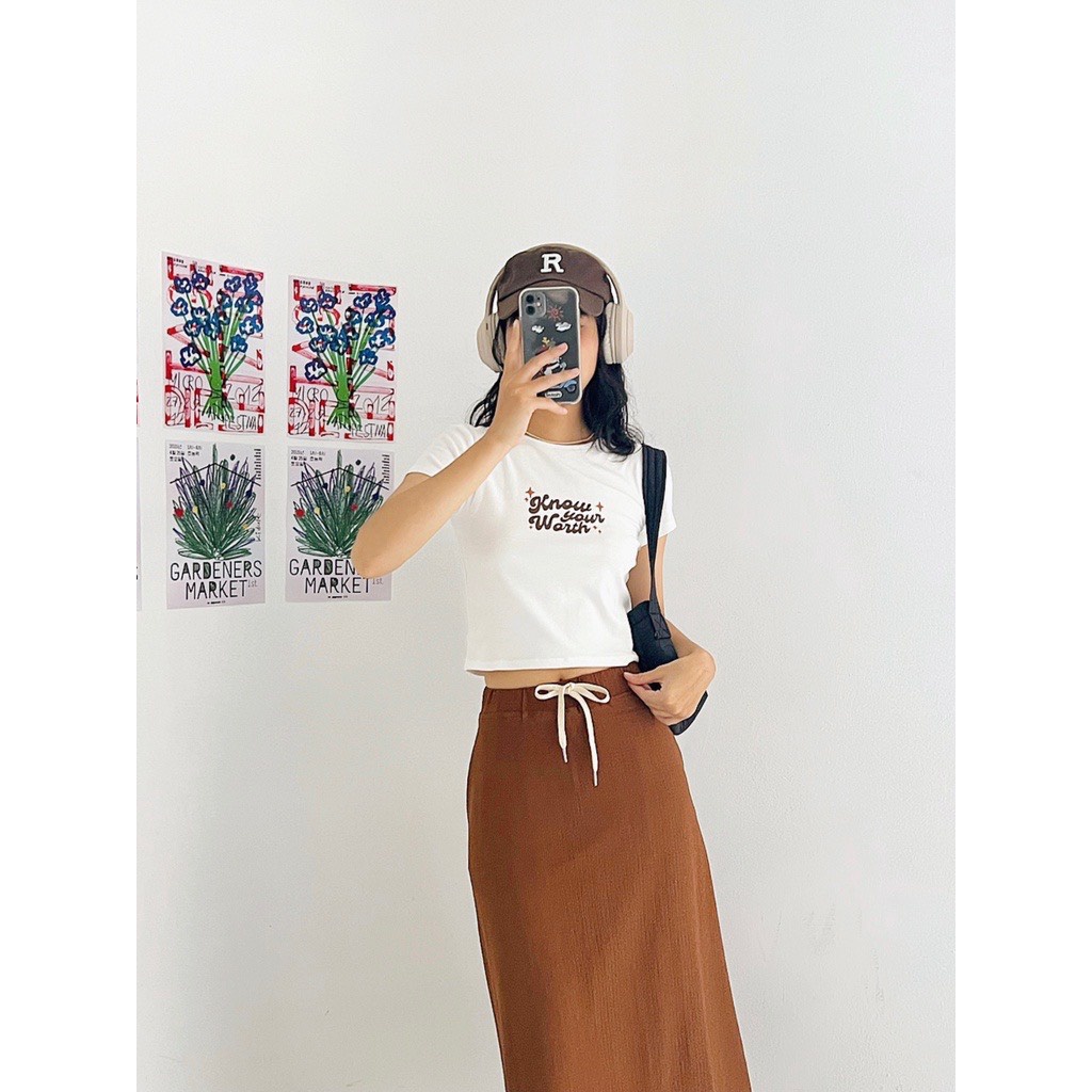 Set gồm áo & váy của NakedbyV