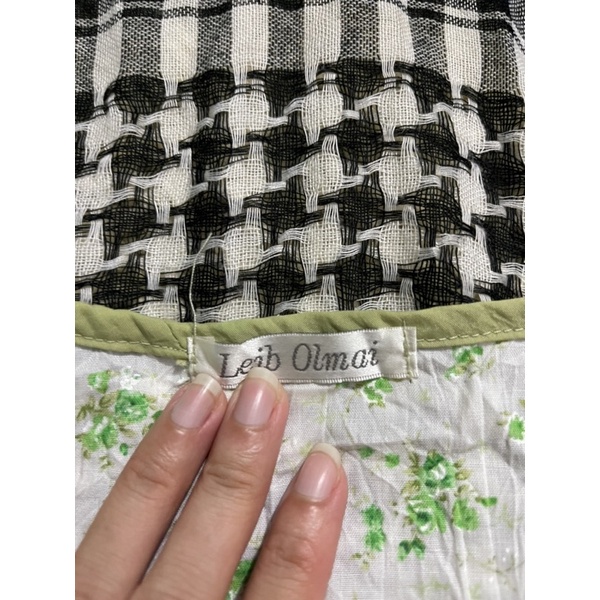 Áo Hoạ Tiết Hoa Nhí