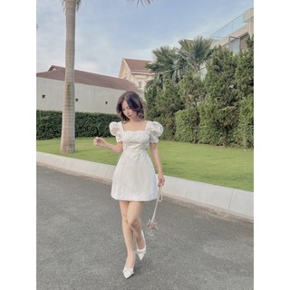 Đầm cup hở eo cổ vuông