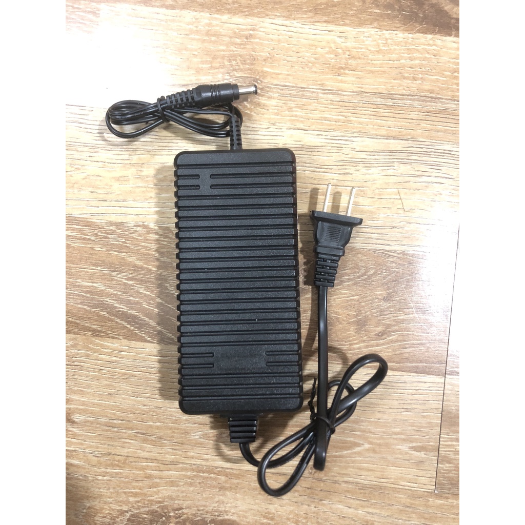 Nguồn Adapter 12V5A AcBel Dùng Cho Camera, Đầu Ghi Led Dây 5050 12V 5A