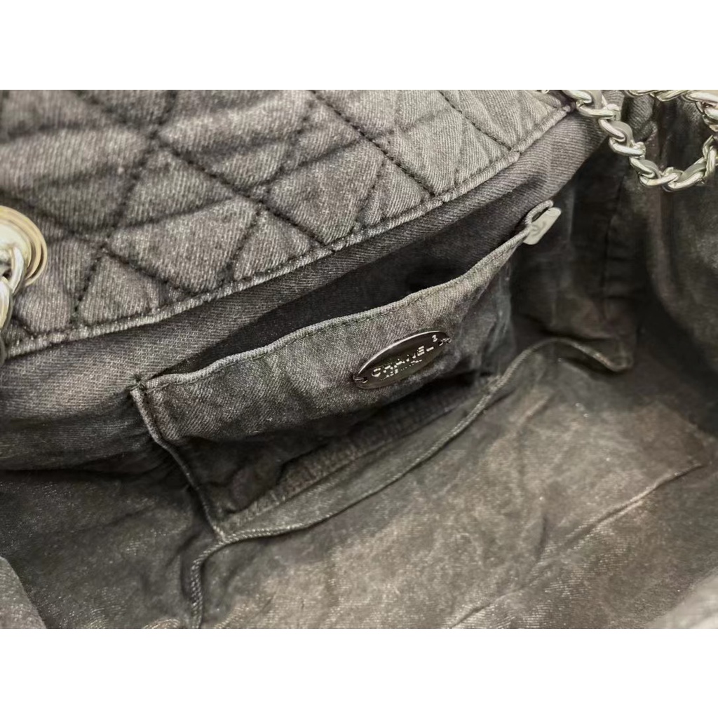 Túi Xách Denim Cỡ Lớn Phối Dây Xích Đính Đá Thiết Kế Mới Thời Trang Cho Nữ 77221228