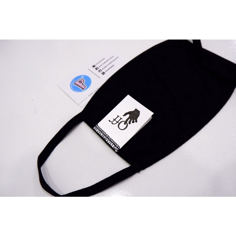 Khẩu trang Off White hàng có sẵn