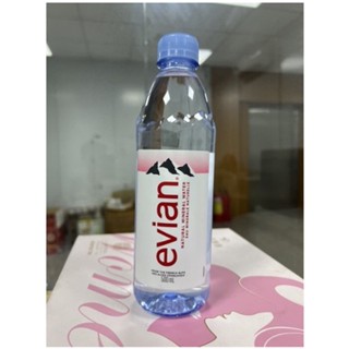 Nước khoáng Evian Pháp