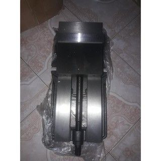 Ê tô máy tiện,  phay 125mm