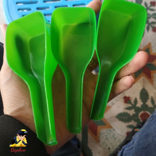 Muỗng xúc cám chim,muống xúc cám cho chim Bigolive phụ kiện chim cảnh