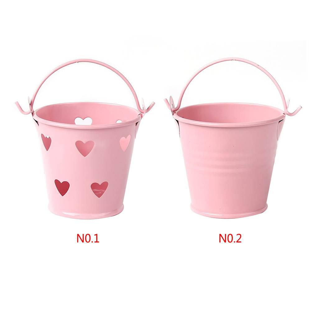 Giá Đỡ Bút Bằng Sắt Màu Trơn Họa Tiết Trái Tim Rỗng Sắp Xếp Gọn Gà