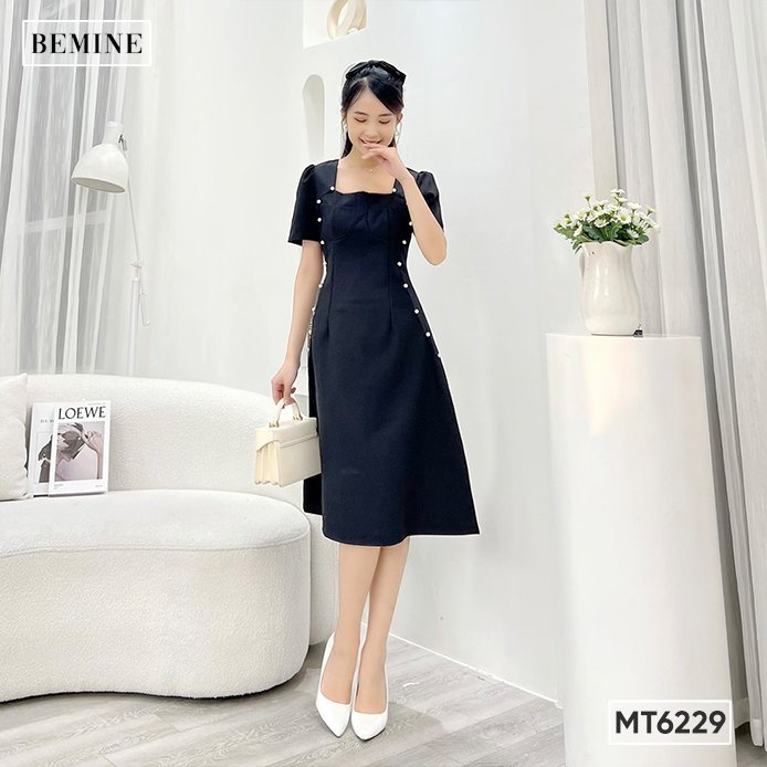 Đầm cổ vuông đính nút BEMINE MT6229