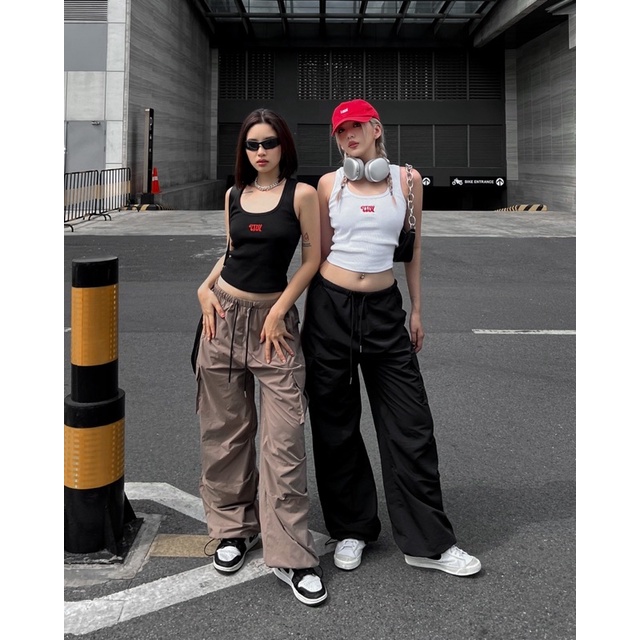 TIDYCHIC - Quần dù túi hộp / Parachute Pants