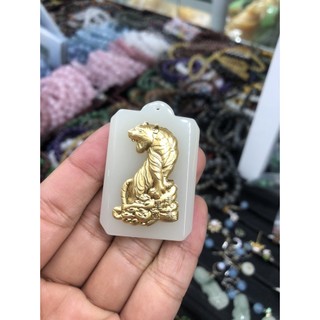 Mặt dây chuyền con cọp giáp tuổi Dần phong thủy đá bạch ngọc