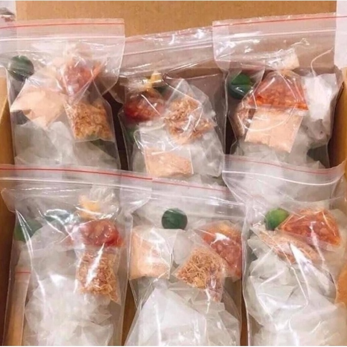Bánh tráng phơi sương muối nguyễn hành phi sate tắc đặc sản Tây Ninh, cay cay ngon ngon xuất sắc.