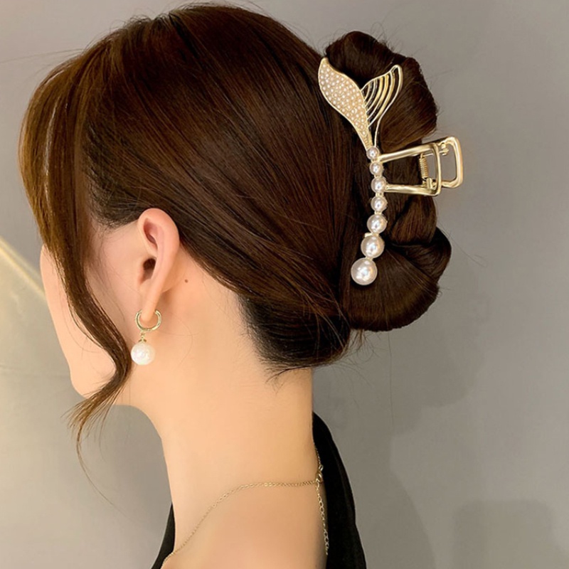 Kẹp Tóc Kim Loại Hình Hoa Đính Ngọc Trai Sang Trọng