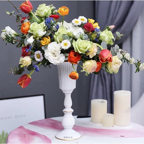 Lọ hoa sắt cao Bắc Âu dáng dài vàng trắng LHSA2 phong cách châu âu decor để bàn trang trí 32cm