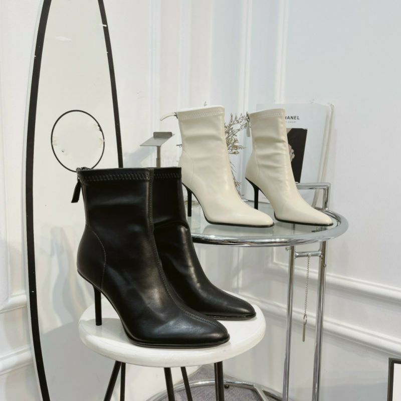 Boots ngắn da lì va da bóng mũi thon gót nhọn đen trắng kem