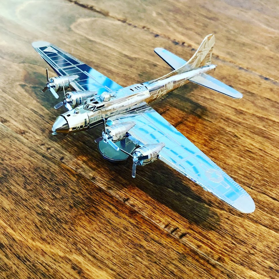 Mô hình kim loại lắp ráp 3D B17 Flying Fortress