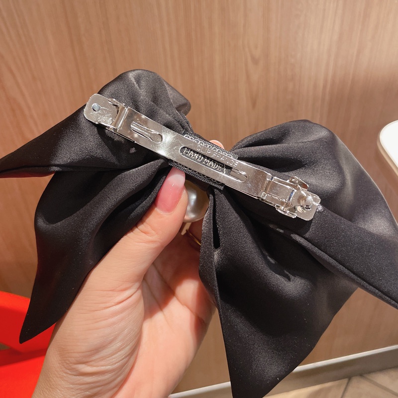 Kẹp Tóc Hình Nơ Lớn Đính Ngọc Trai Thời Trang Cho Nữ