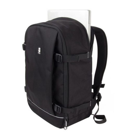 Balo máy ảnh Crumpler Roady Full Photo, vải chống nước màu đen, 2body đựng nhiều lens kèm ngăn laptop riêng.