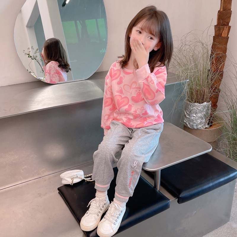 Áo Thun Hàn Quốc Họa Tiết Trái Tim Cho Bé Gái 1-9 Tuổi