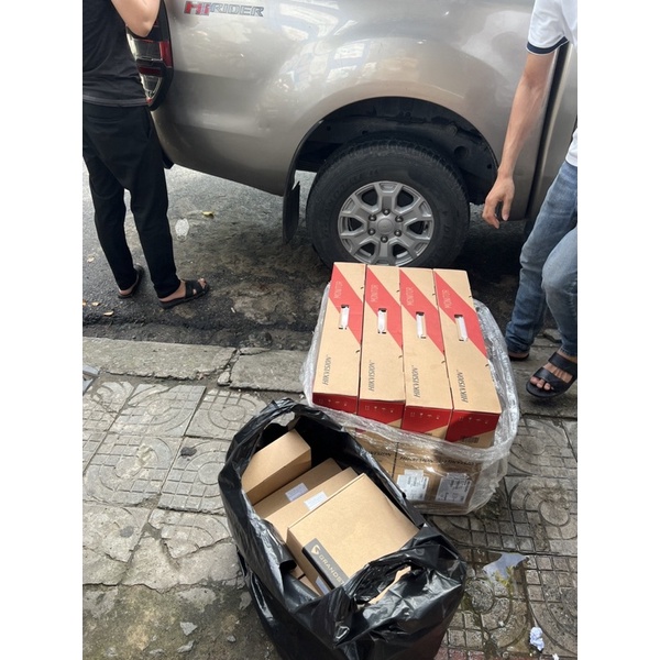 Màn hình chính hãng hikvision 22in bh 24 tháng