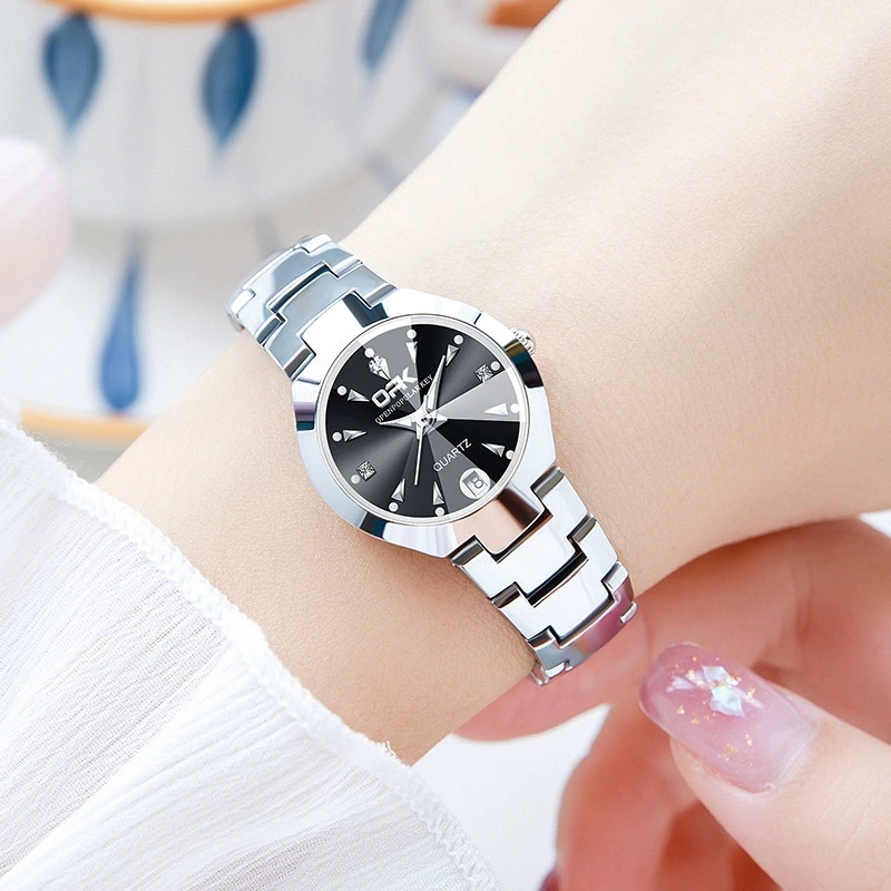 Đồng Hồ Đeo Tay Thạch Anh Dạ Quang Đính Kim Cương Sang Trọng Chất Lượng Cao Cho Nữ