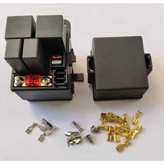 Hộp cầu chì relay - 3 cầu chì, 4 relay