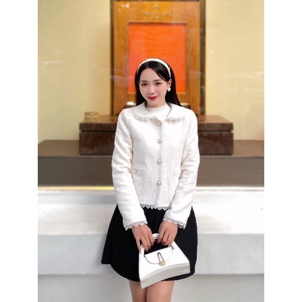 Áo dạ tweed trắng cổ sen viền ren xinh yêu