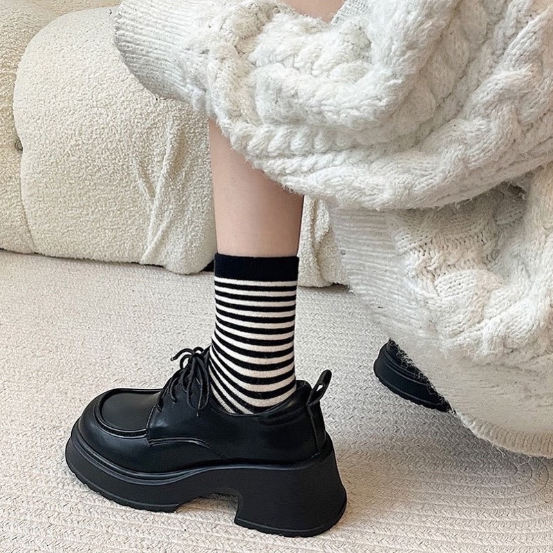 GIÀY OXFORD MŨI VUÔNG BUỘC DÂY ĐẾ 5CM-MOZZY SHOES
