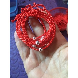 Vòng tay chỉ đỏ bi bạc may mắn