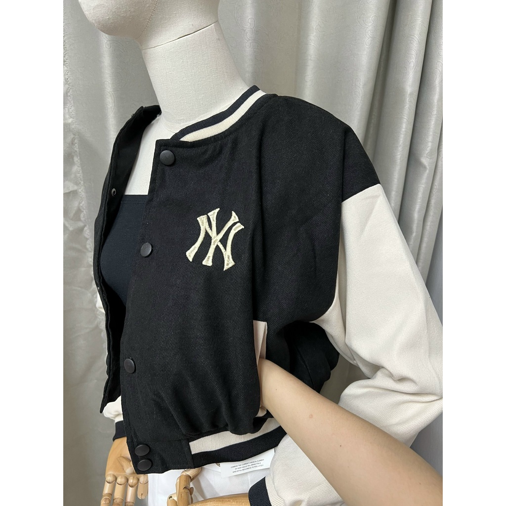 Áo khoác bomber croptop, chất nhung nỉ, có thêu chữ, Xưởng may Ngọc Anh