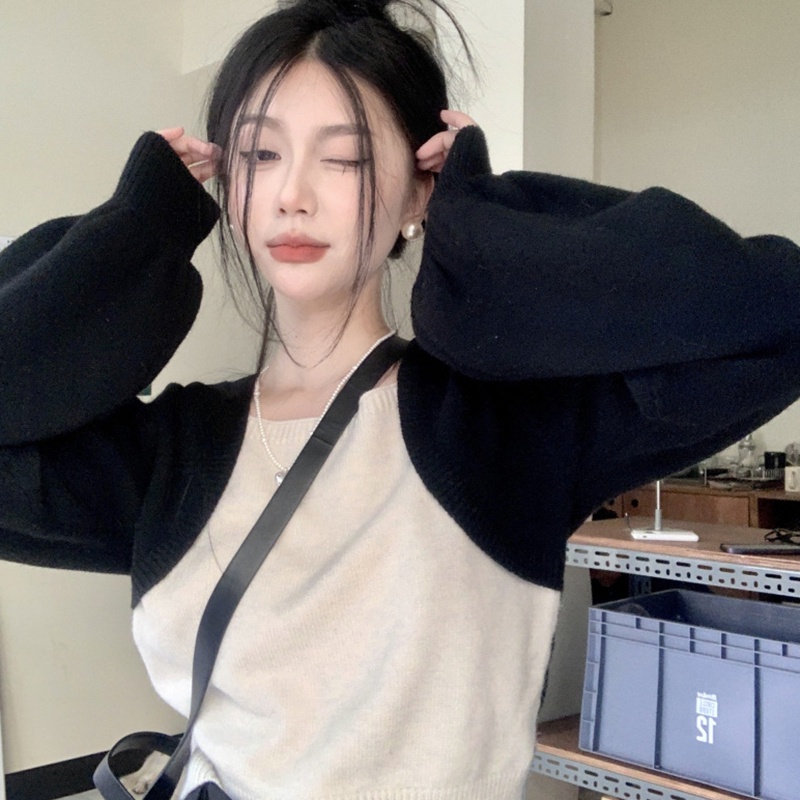 Áo sweater IELGY dáng rộng ngắn thời trang cho nữ