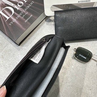 VÍ CẦM TAY UNISEX
