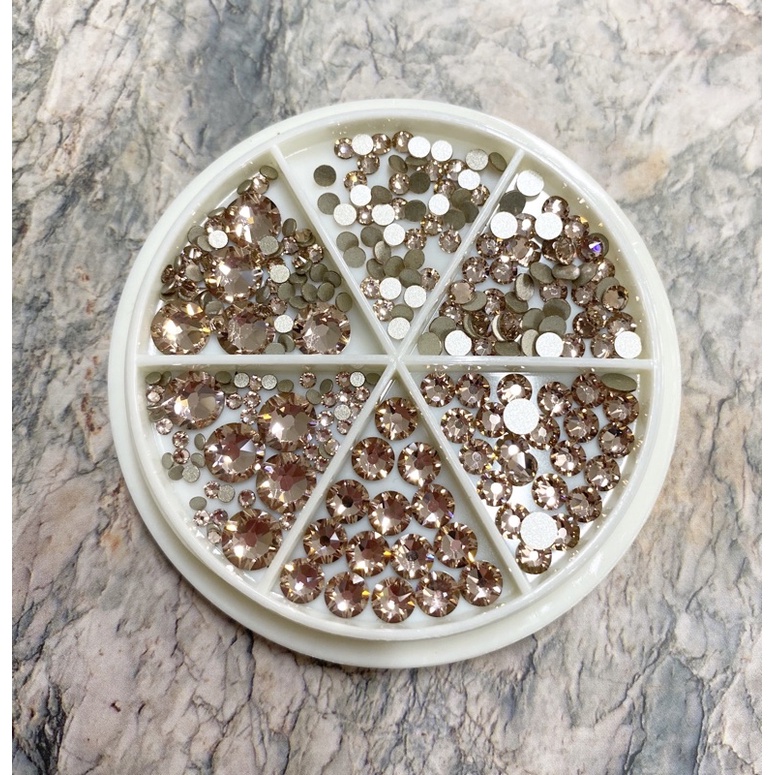 Đá Swarovski 319 (Hồng nude) khay 250v