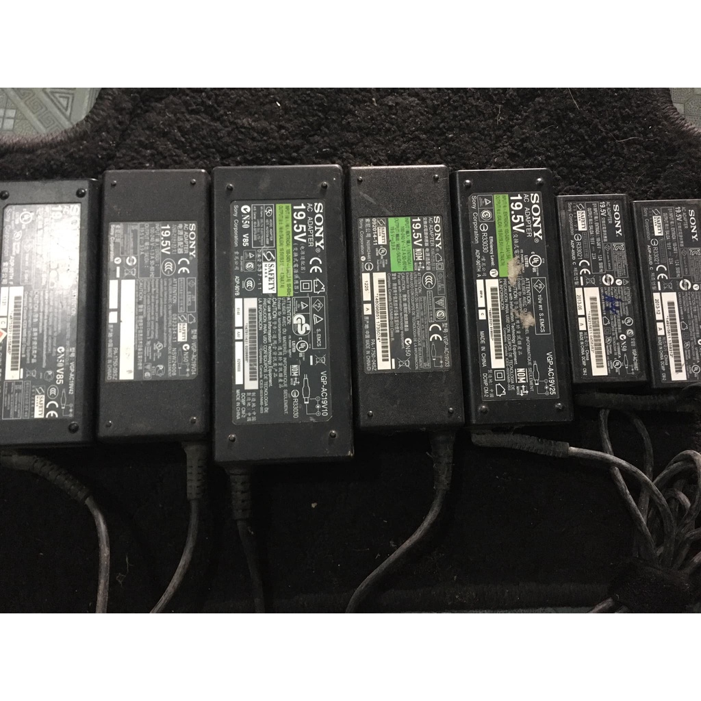 Sạc Cho Laptop Sony Vaio 19.5v-3.9A - 19.5V-2.3A cũ bóc máy chính hãng