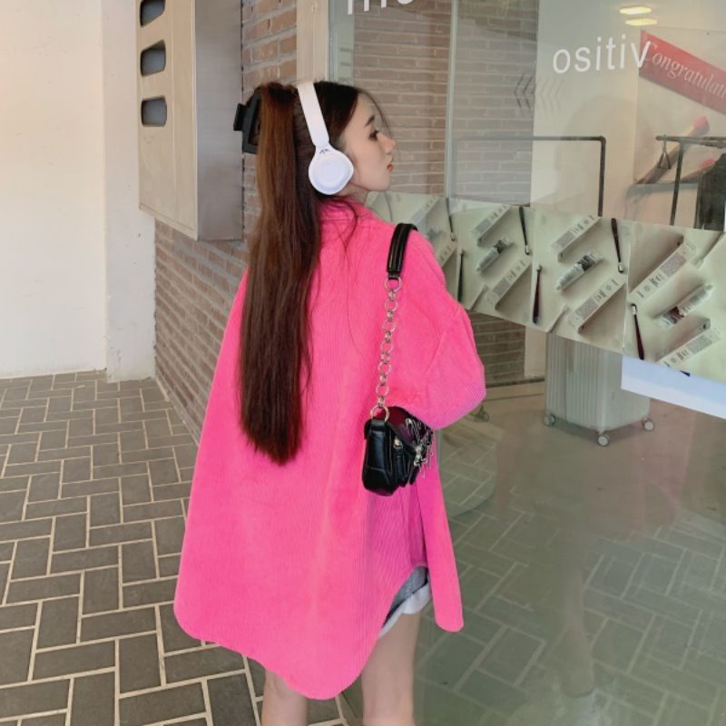 Áo khoác sơ mi nhung tăm dáng đuôi tôm oversize màu trendy màu hồng dâu và xanh nõn chuối thời trang