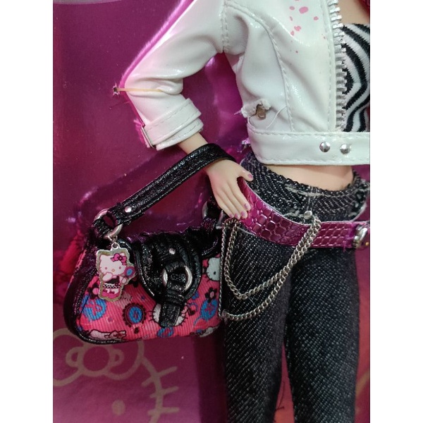 Búp bê barbie Hello Kitty