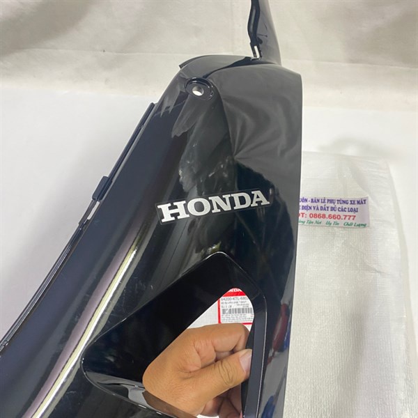 Yếm trong phải đen Wave A100 Zin Honda - 64200KTL680ZA