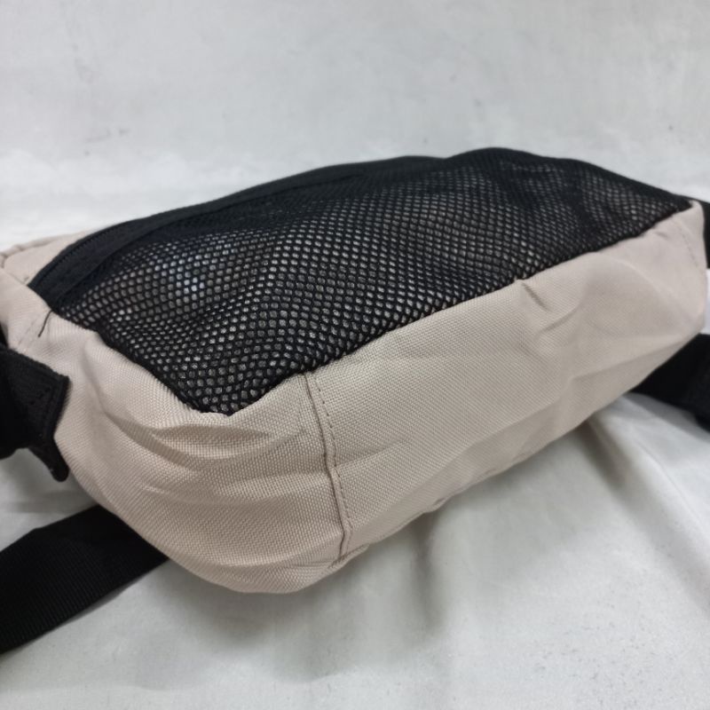 Túi đeo chéo nam nữ/ kangol/ túi 2hand/ secondhand