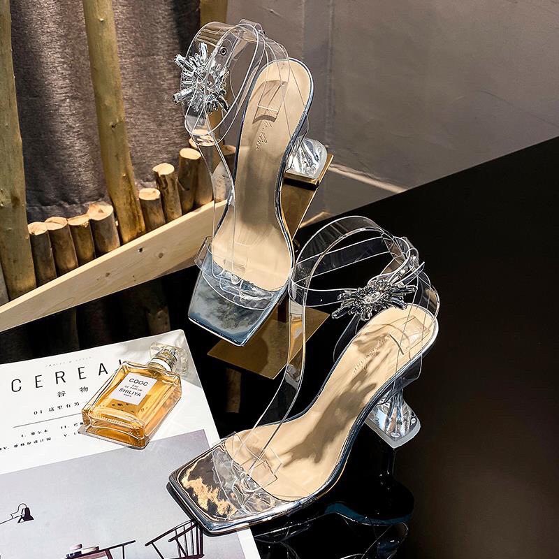 GIÀY TIỂU THƯ I SANDAL CAO GÓT QUAI TRONG HOA ĐÁ CỔ CHÂN GÓT LY 9P DA BÓNG