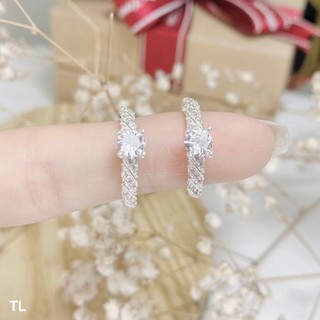 Nhẫn nữ đính đá, nhẫn bạc ta, thân nhẫn xoắn