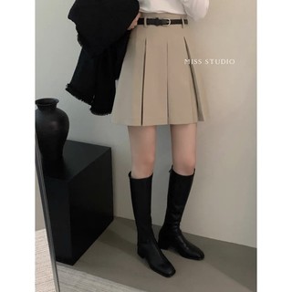Chân váy xếp ly kèm thắt lưng