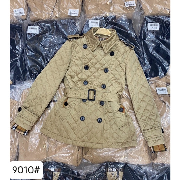 Áo trần trám đai eo siêu xinh